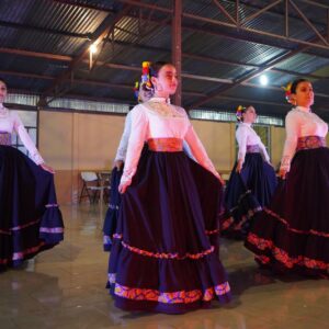 Caravana Patria visitó comunidades del cantón durante la Semana Cívica 2024